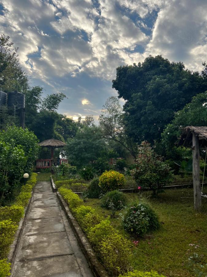 Bardia Wildlife Resort Bardiya Bagian luar foto