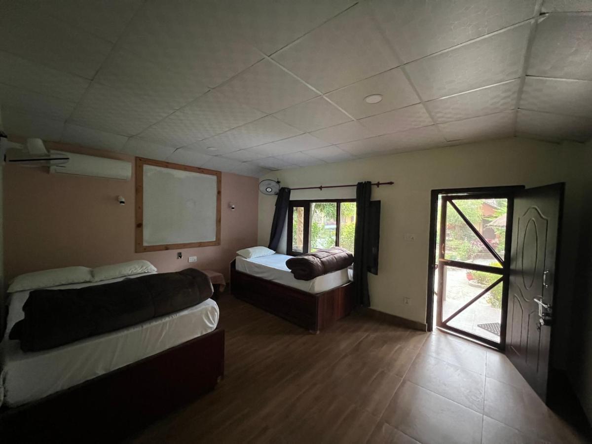 Bardia Wildlife Resort Bardiya Bagian luar foto